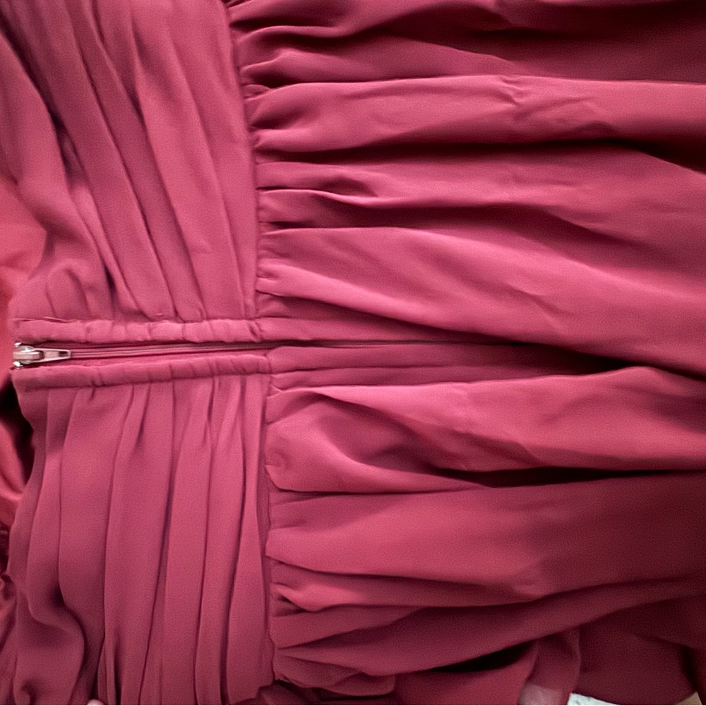 ♥️ Maroon / Burgundy Windsor Prom Dress ♥️ - Picture 3 of 8